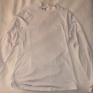 White Under Armor Long sleeve shirt